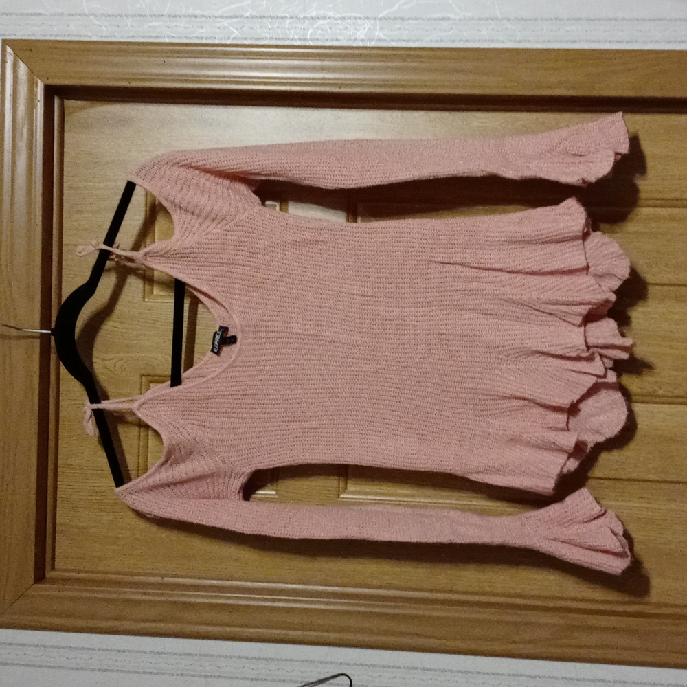 ❤️"Express" brand off the shoulder sweater. Size XS. - Picture 1 of 3